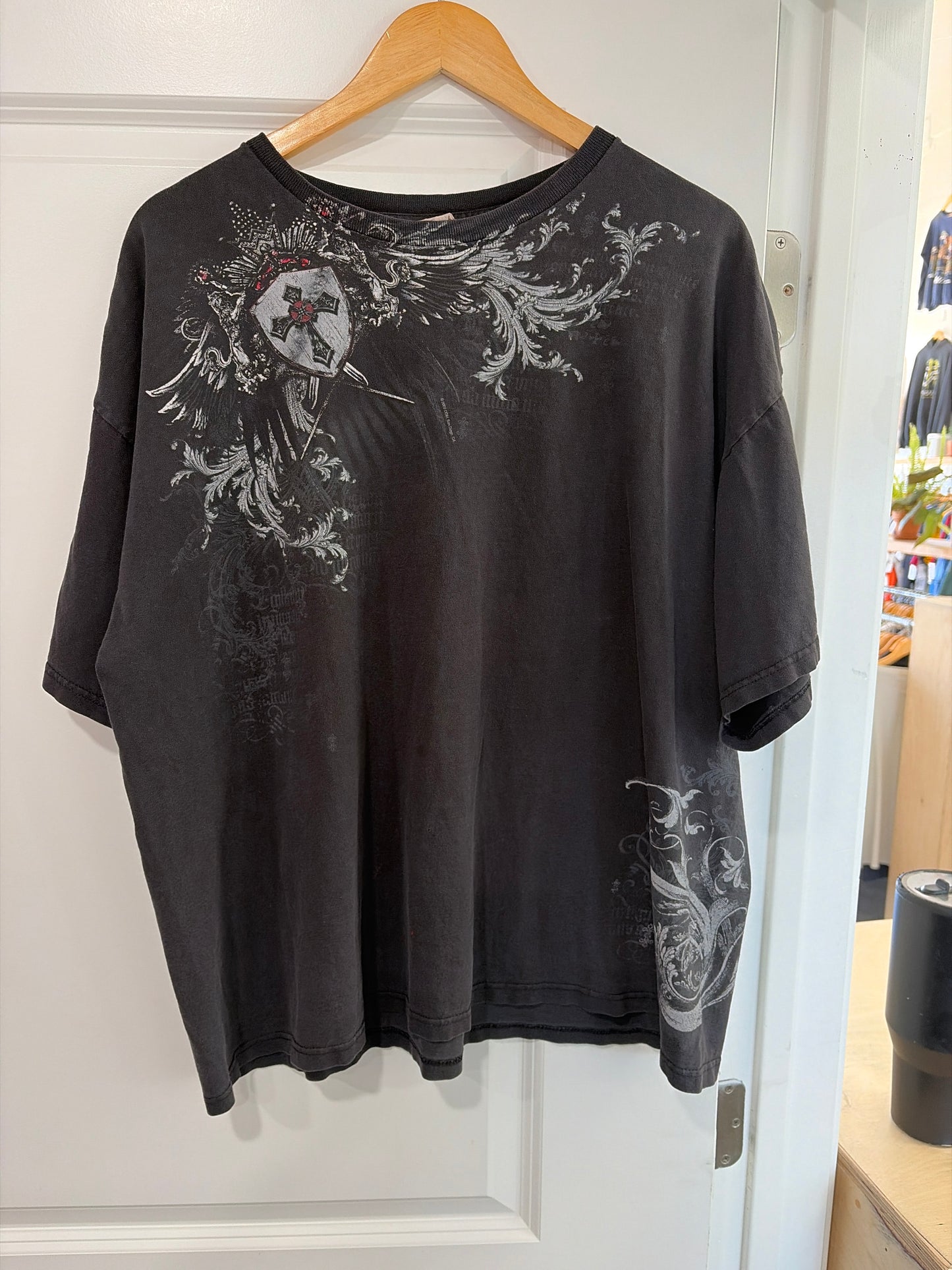 Y2K black tee