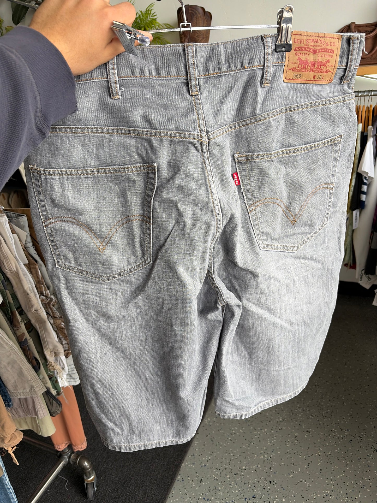 Levi Jorts