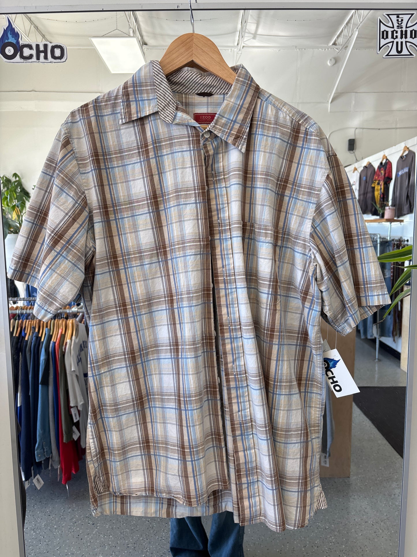 IZOD Button Up