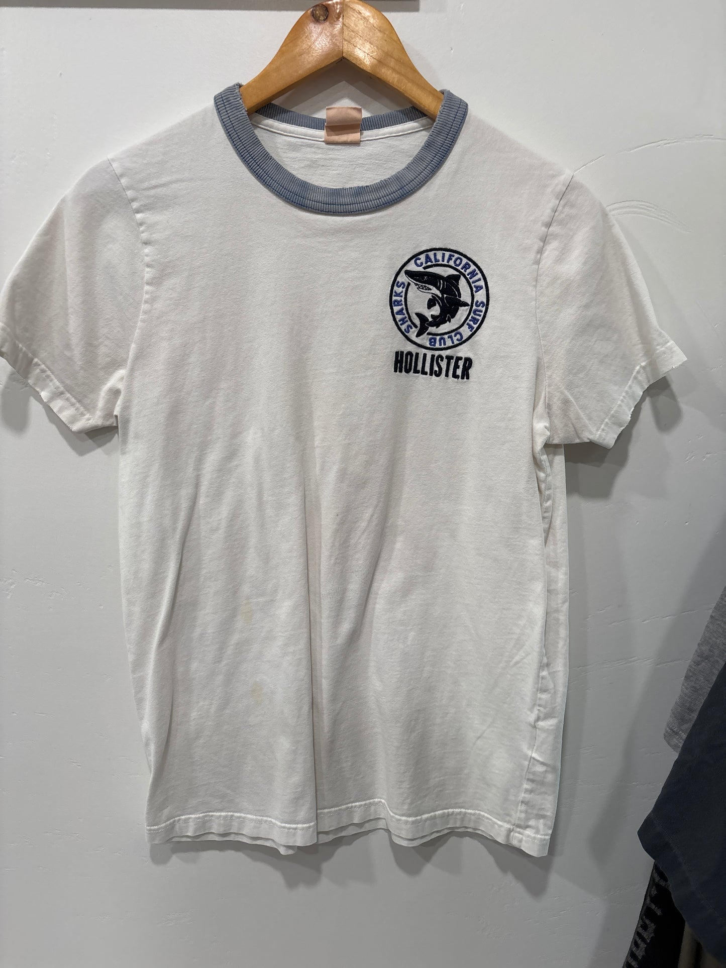 Hollister T-Shirt