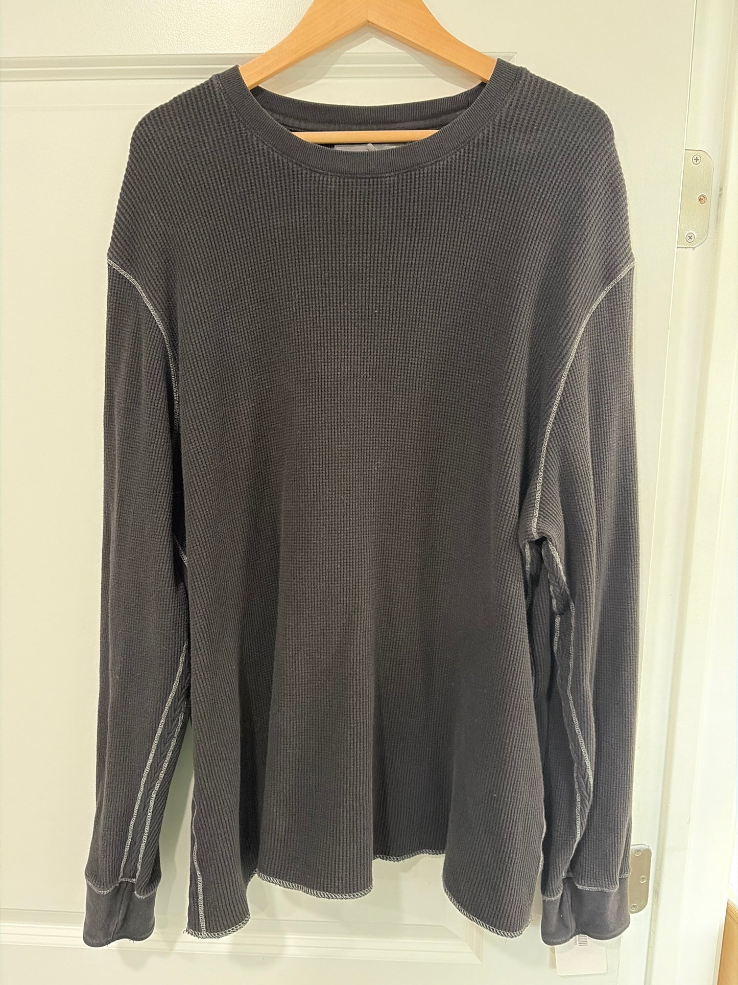 Old Navy longsleeve