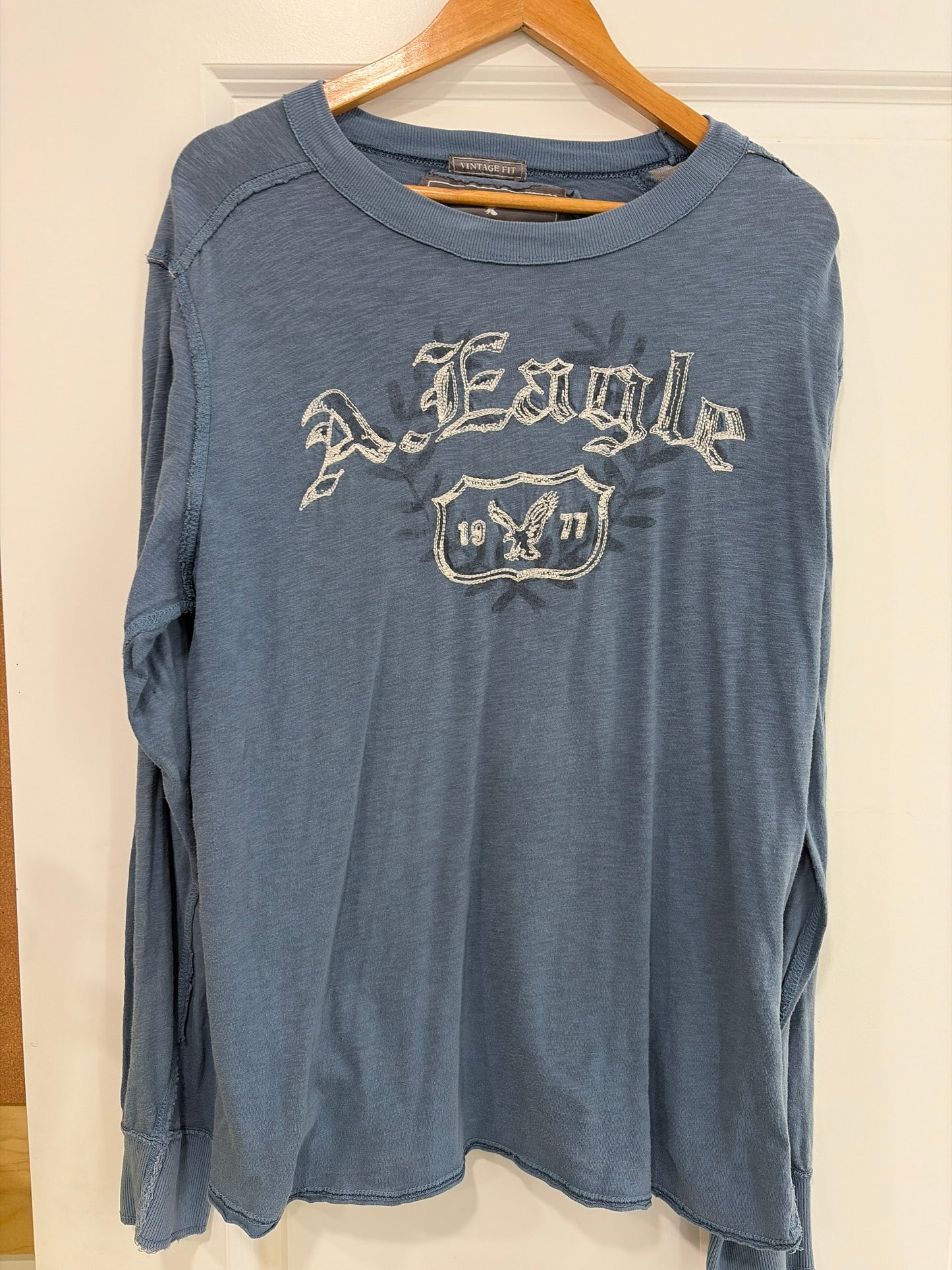 American Eagle Longsleeve