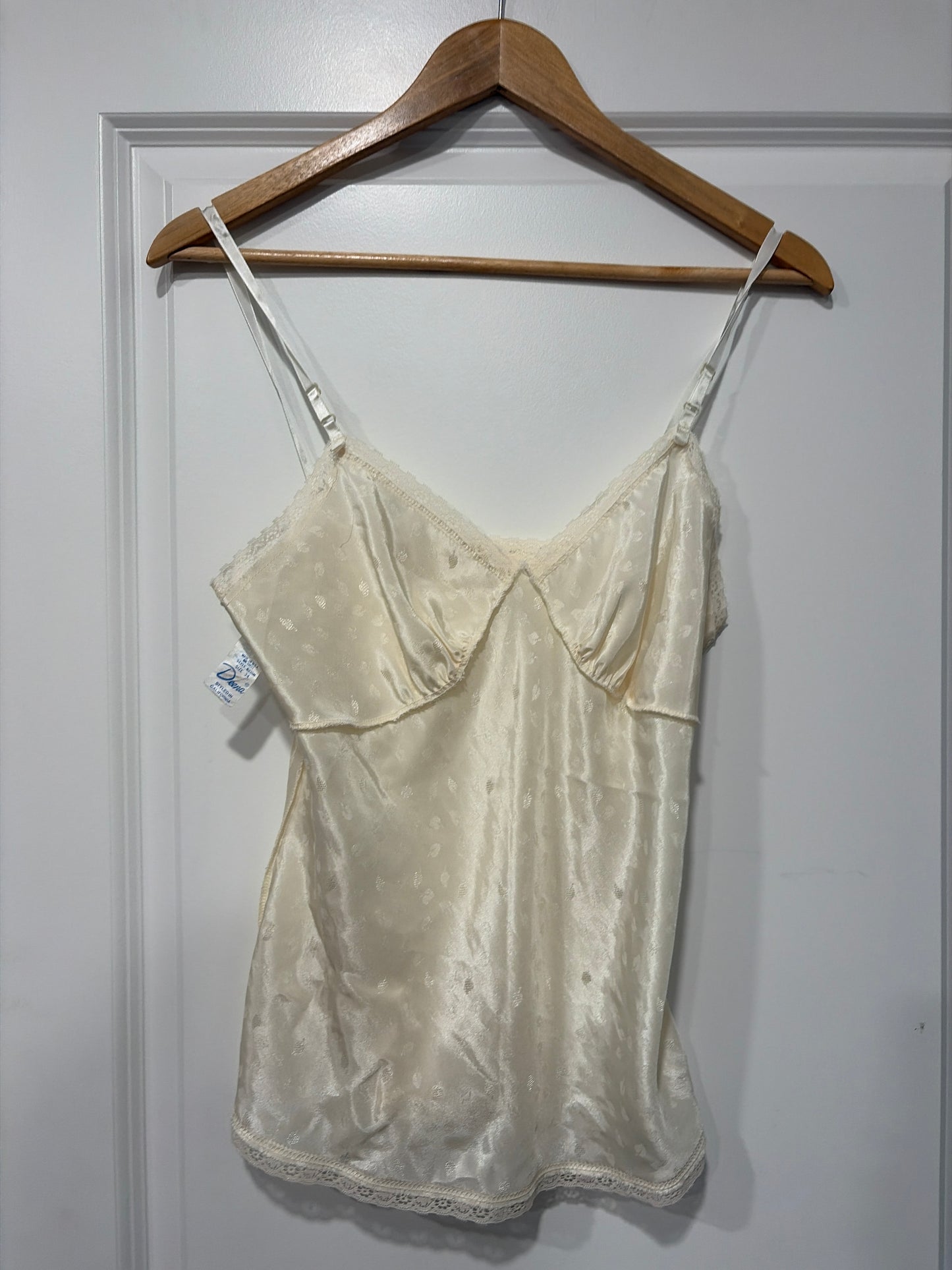 White leaf top