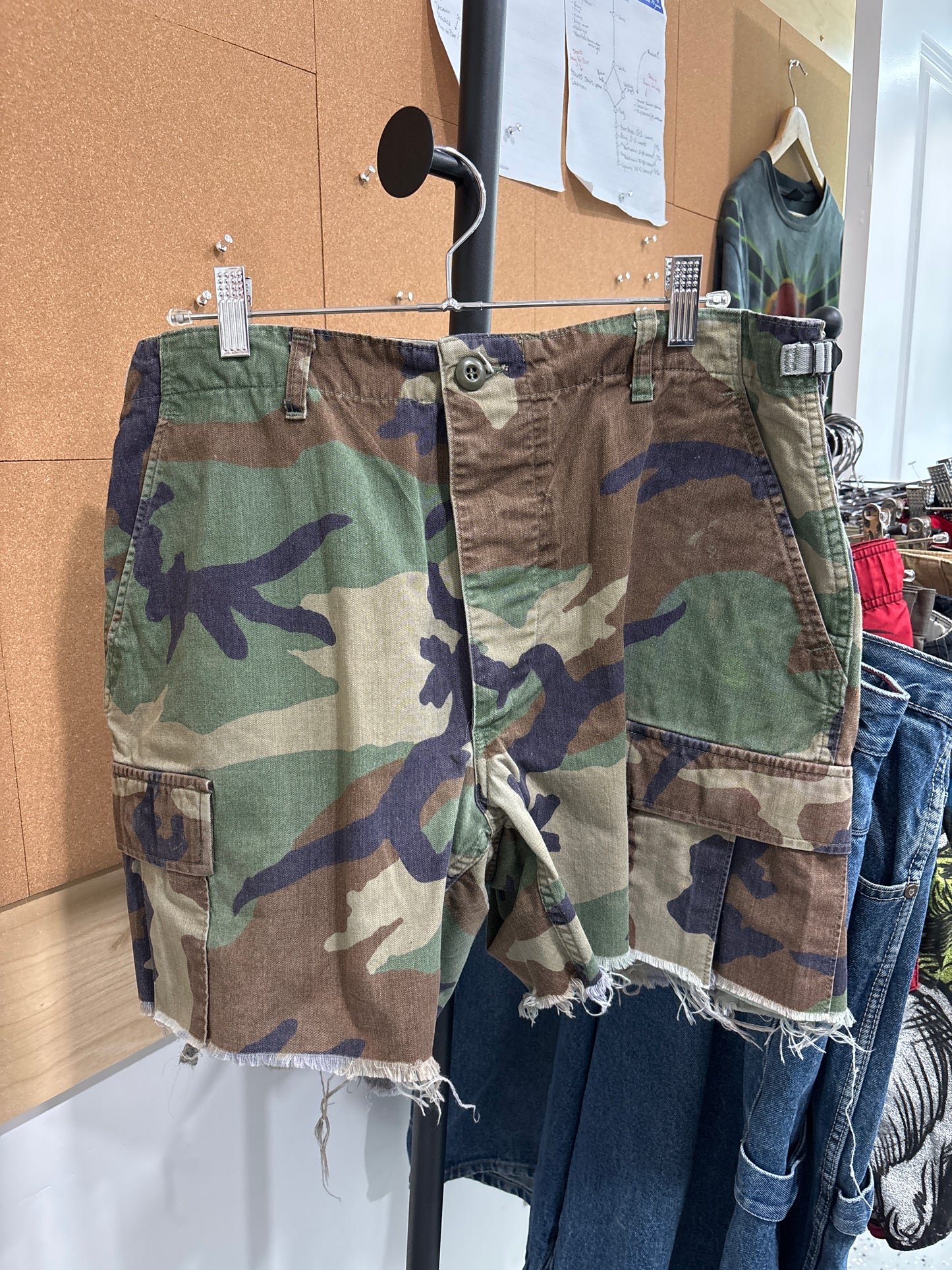 Camo Cutoff