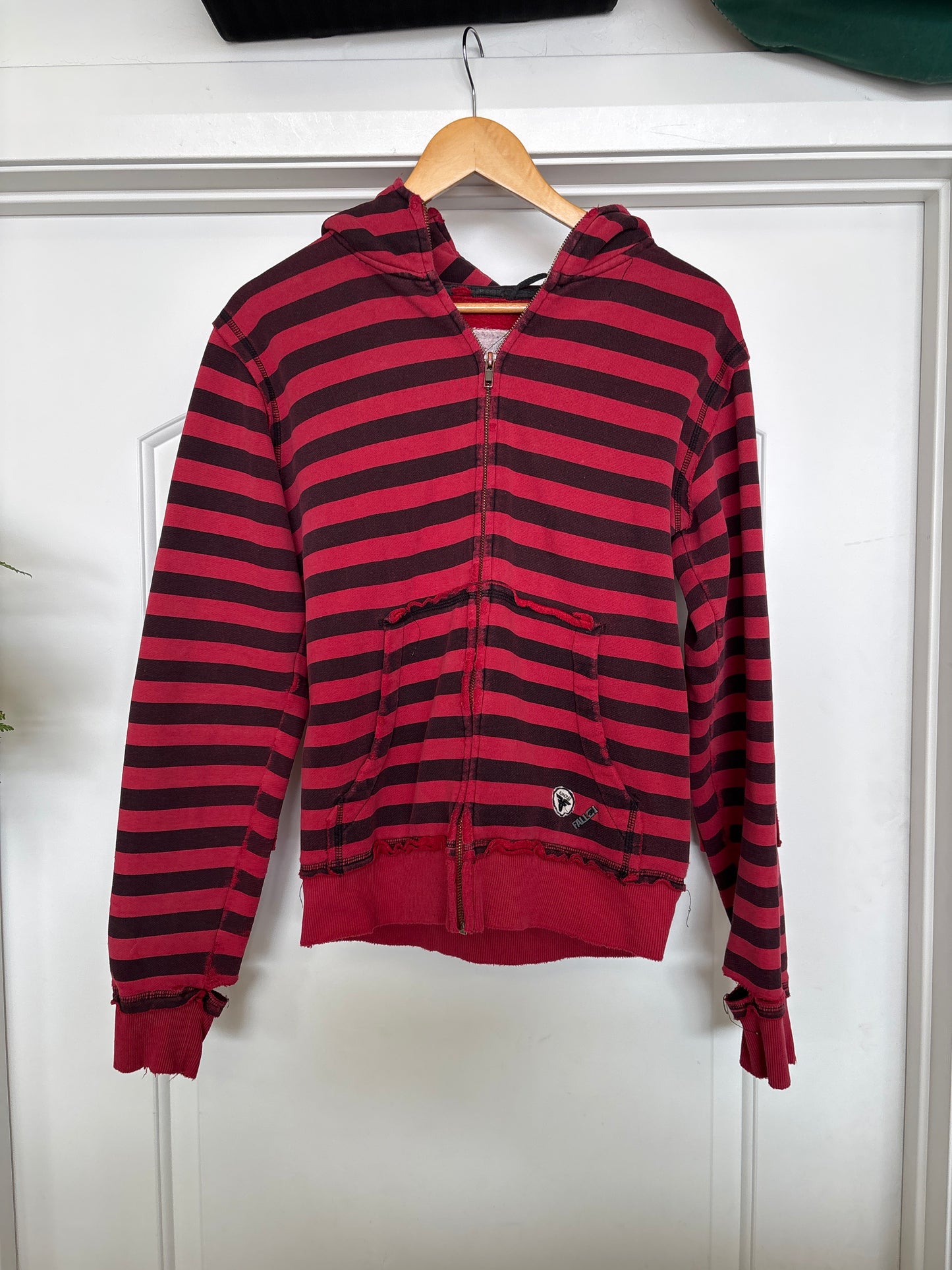 Stripe zipup