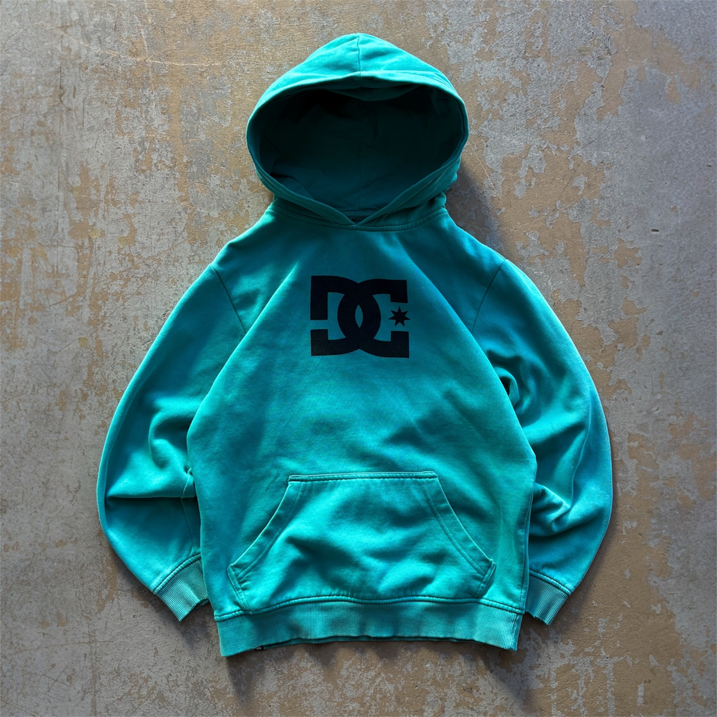Light blue DC 070