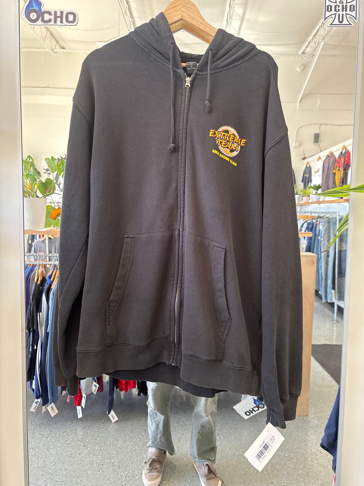 Extreme Zip-Up