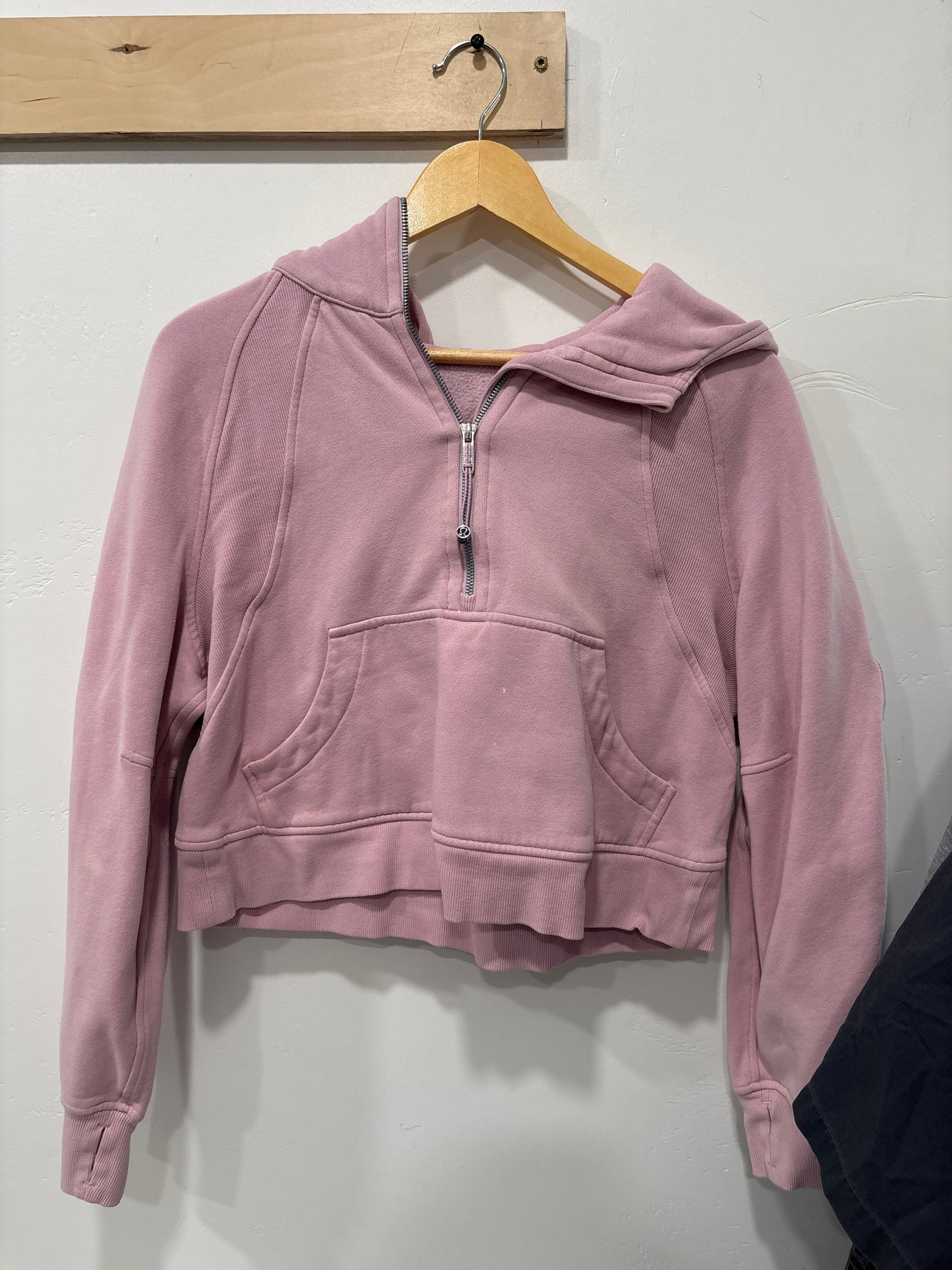 Lulu zip-up