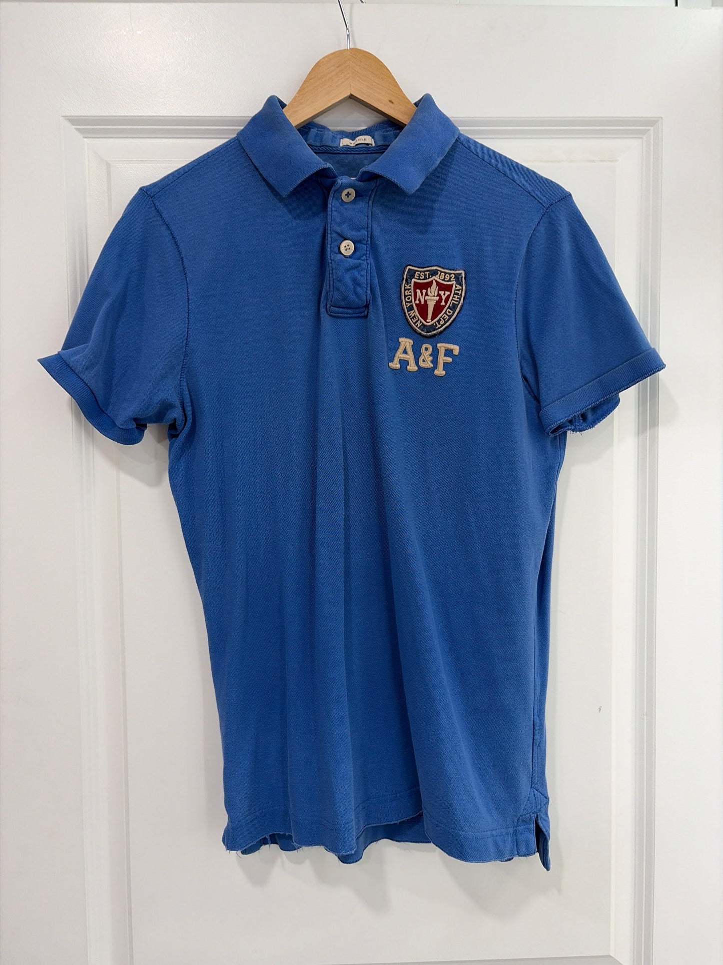 A&F polo