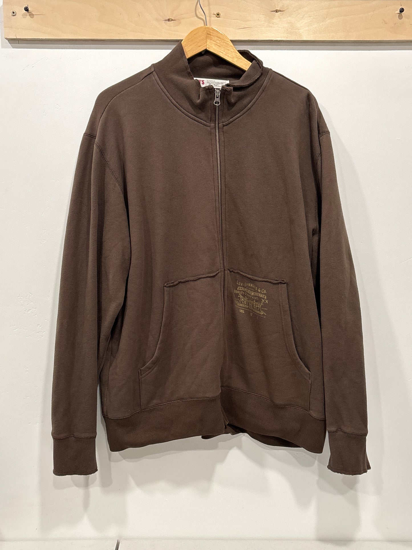 Levi Zip-up